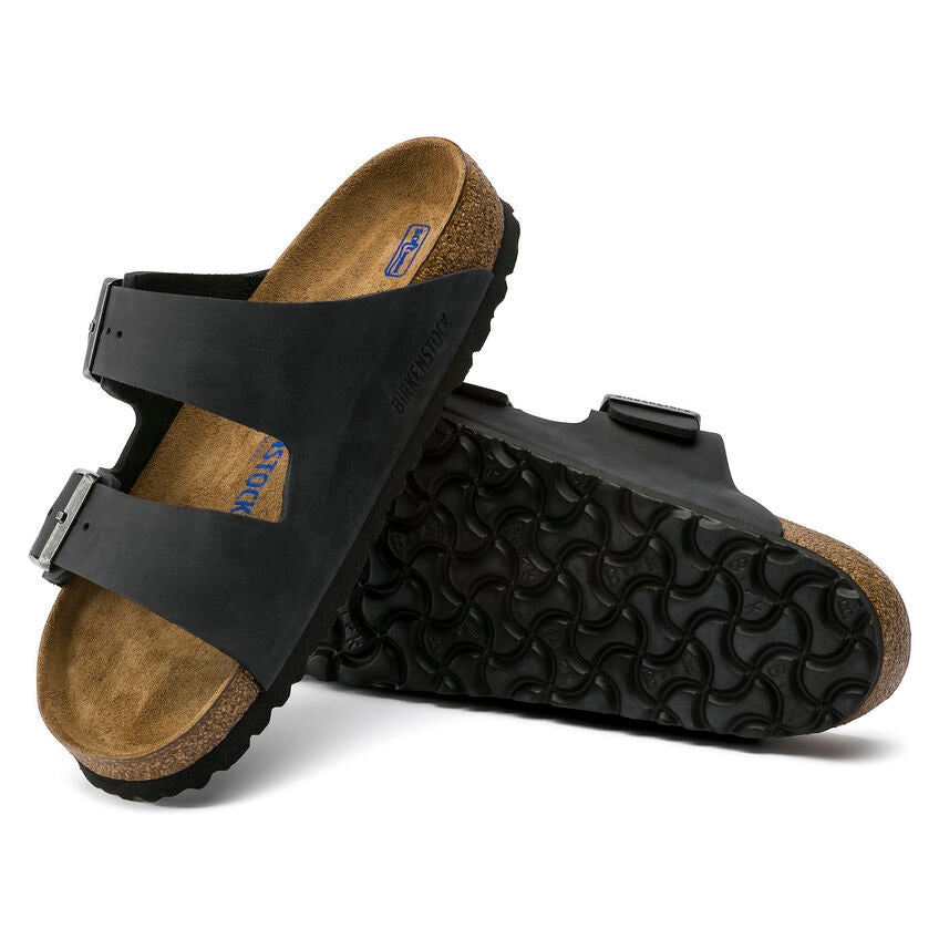 Arizona Classic Footbed Sandal in Black Oiled Leather