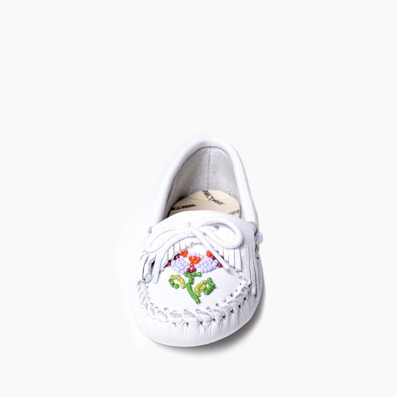 Ziigwan Waabigwan Moccasin in White