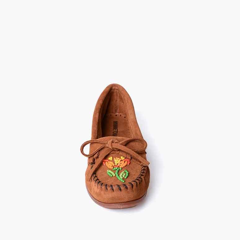 Ziigwan Waabigwan Moccasin in Brown