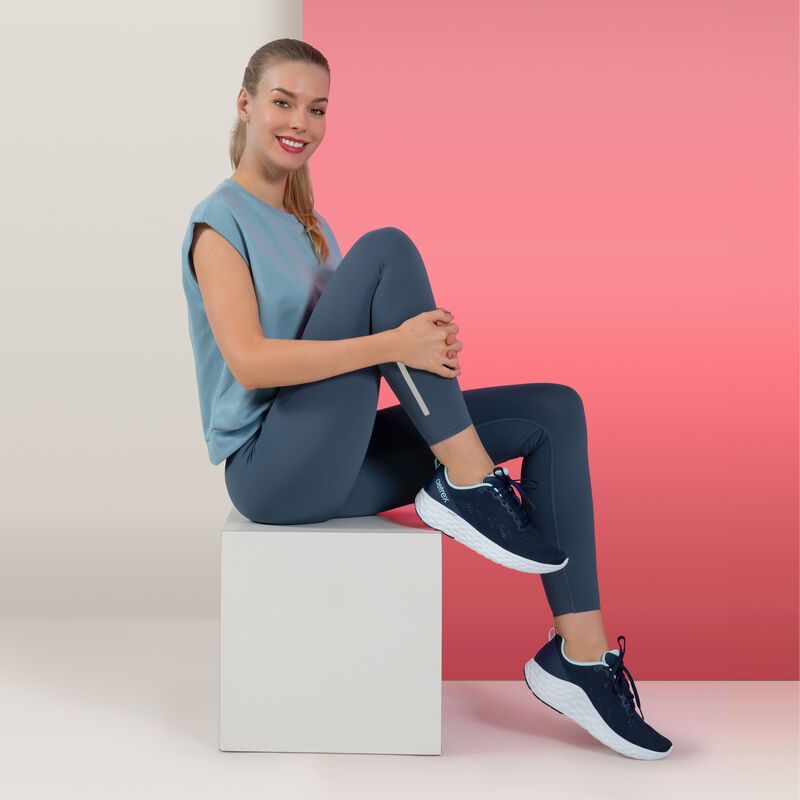 Danika Arch Support Sneaker in Navy