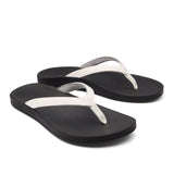 Puawe Woman's Sandal in White and Black