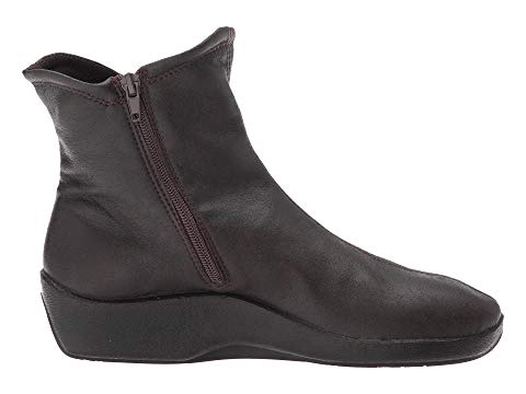 L19 Vegan Bootie in Smooth Black