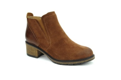 Frankie Twin Gore Ankle Boot in Caramel Cafe