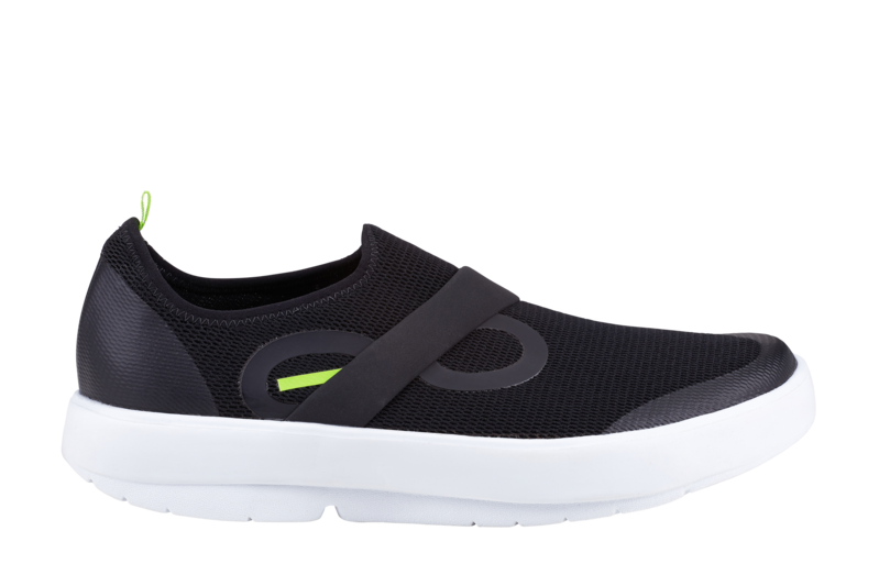 Men's OOMG Low Slip-On in Black/White