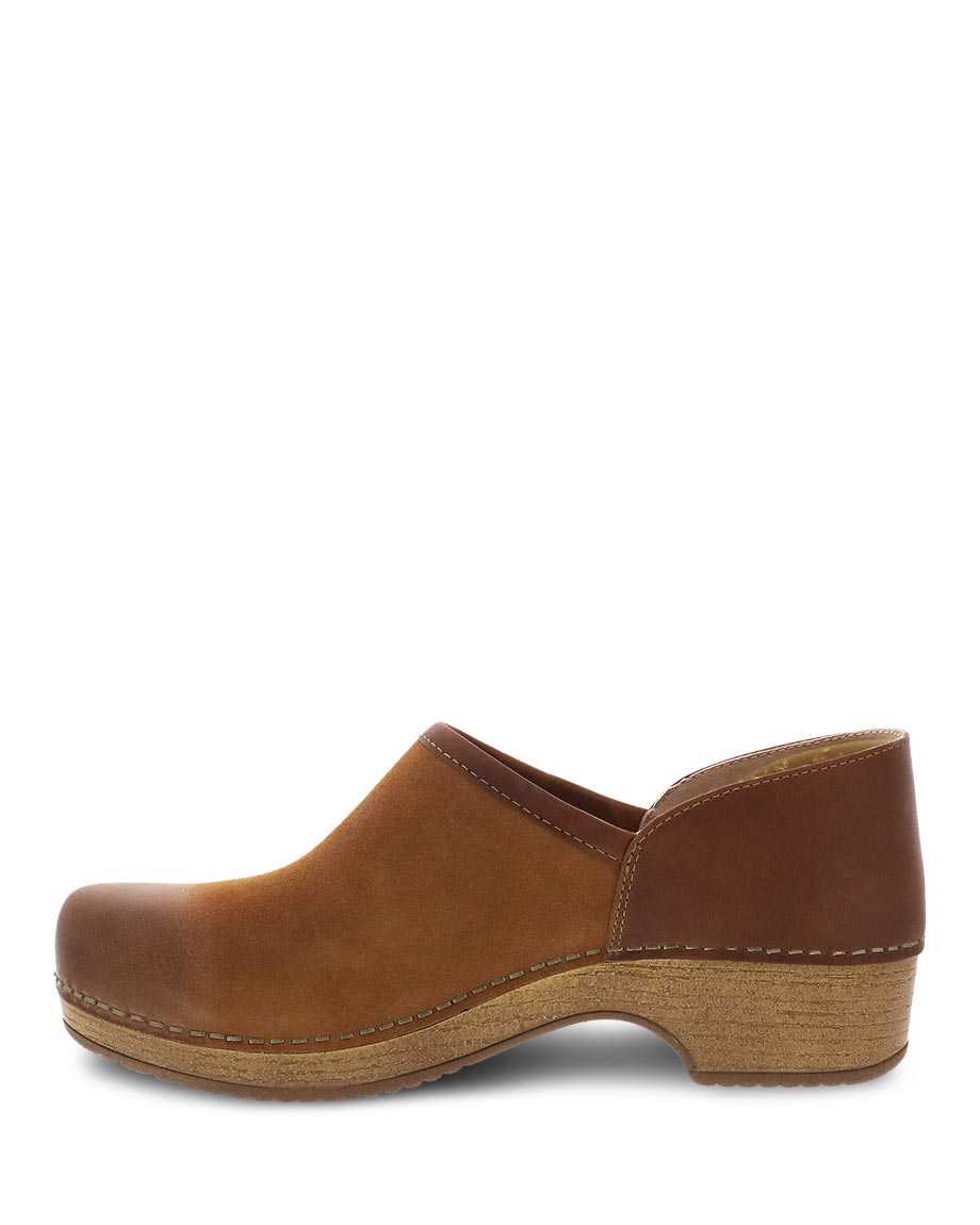 Brenna Sleek Clog in Tan